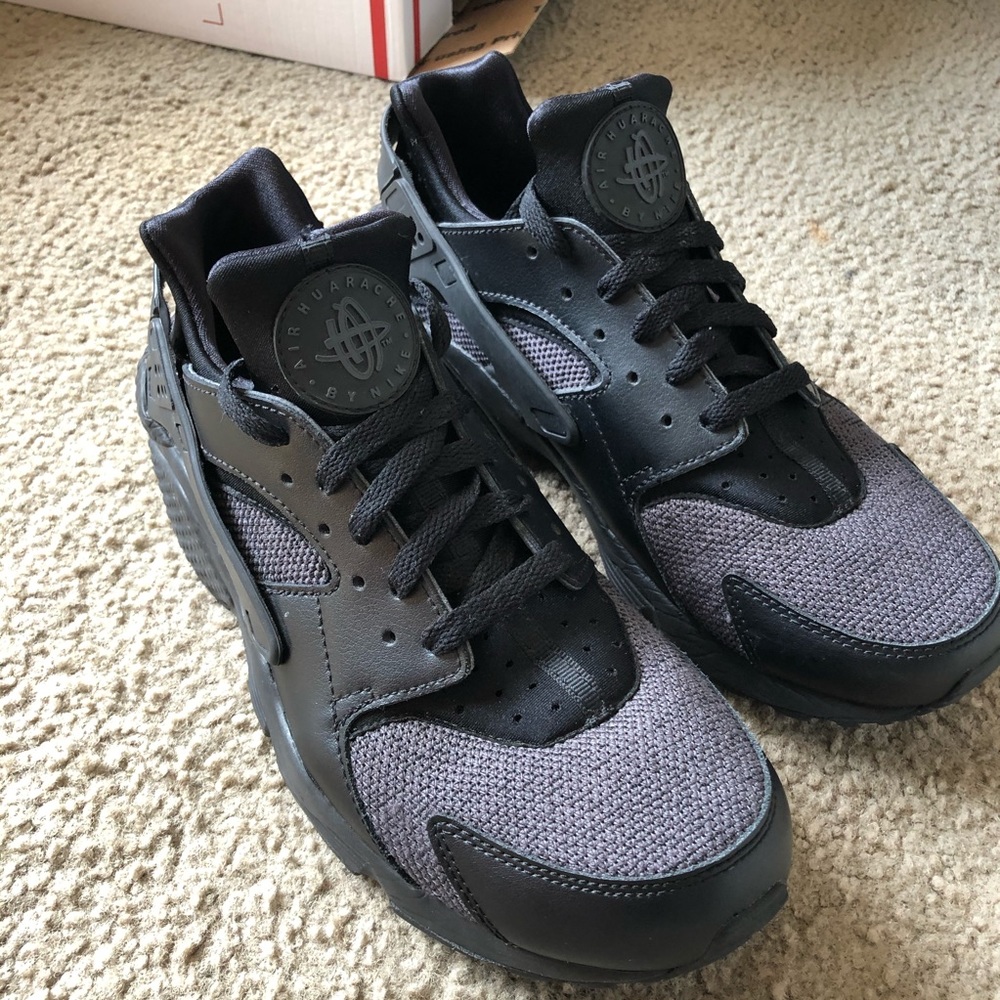 Nike air huarache size 11 men